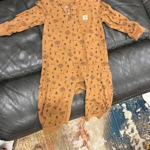 Carhartt Kids One Piece in Warm Brown with Pattern